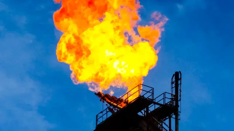 "Би-би-си" заявил о масштабной утечке метана в Казахстане: что говорит Минэкологии