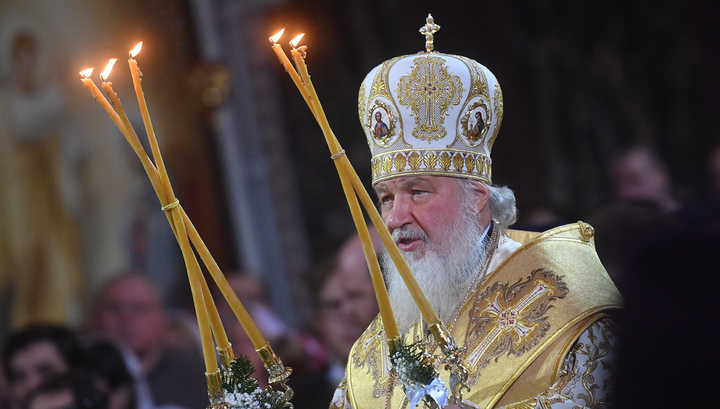 Патриарх Кирилл поздравил верующих с Рождеством
