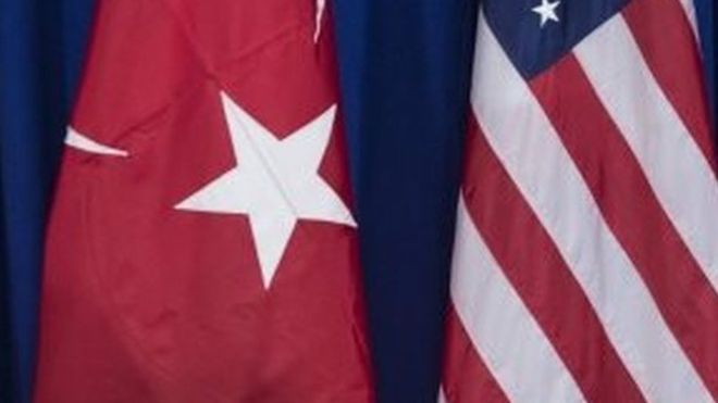 Турция и США приостановили взаимную выдачу виз