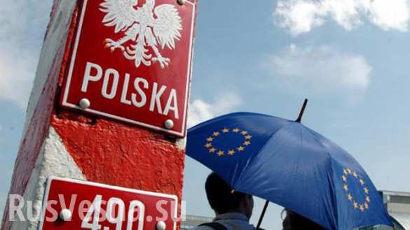 Польша пишет новую историю Украины. Запад покидает Киев