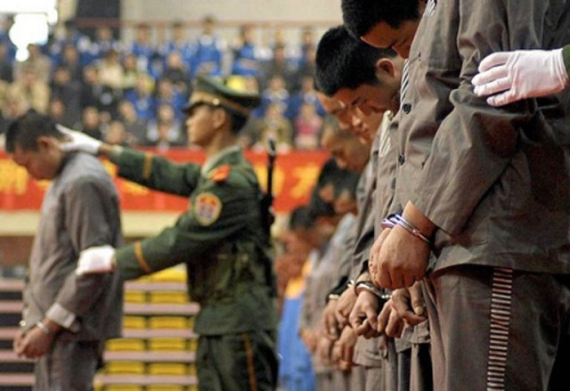 В Китае за 5 лет осуждено 1,35 млн чиновников-воров. Итог?