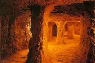 Подземный город в 45 этажей: экспедиция изучает одну из главных загадок острова Матуа (Видео)
