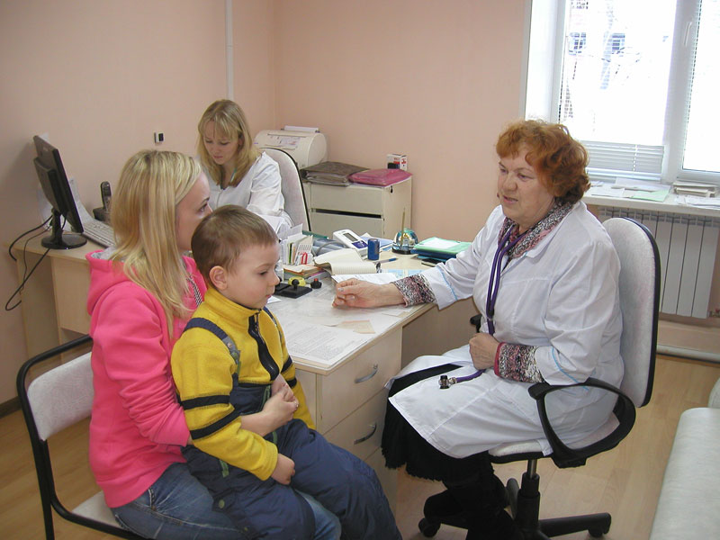 Детские поликлиники переходят на усиленный режим работы в Москве