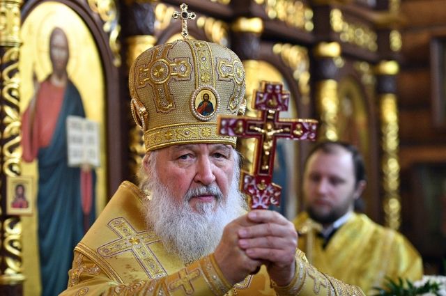 Патриарх Кирилл поздравил православных с наступающим Рождеством