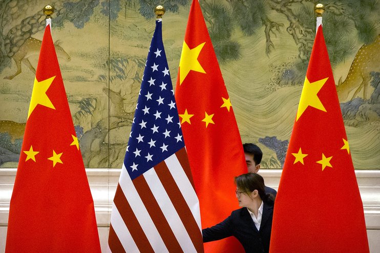 Это американский заговор: Китай выразил протест по поводу подписанных Трампом законов
